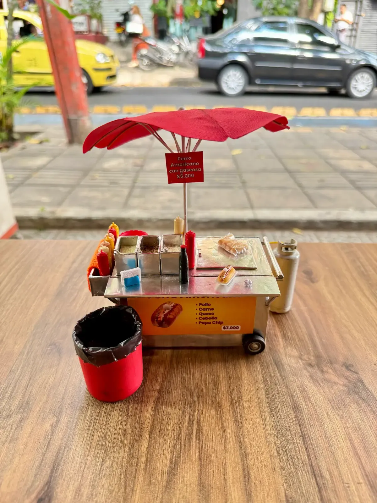 Un perrito caliente